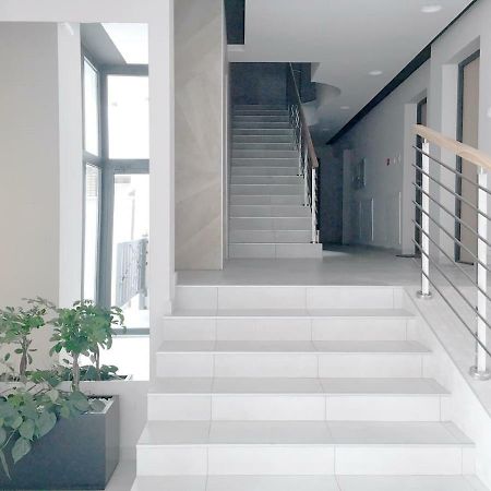 New Central Light Apartment With Private Parking Novi Sad Buitenkant foto